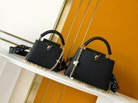 Picture of Louis Vuitton Handbags _SKUfw225111670fw
